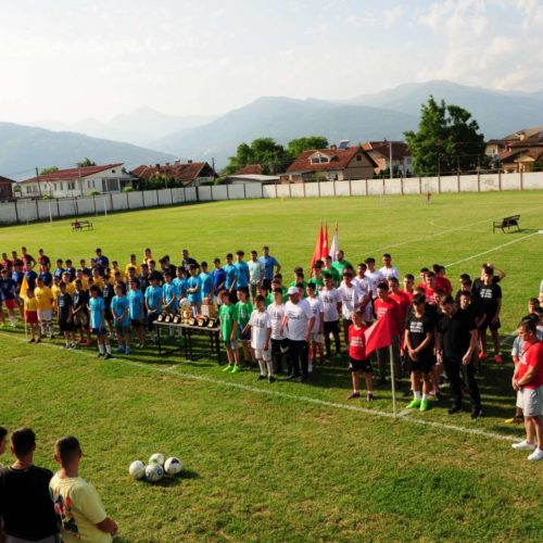 Është hapur me sukses dita e parë e garave në turneun memorial në futboll ” Bërvenica 2023″